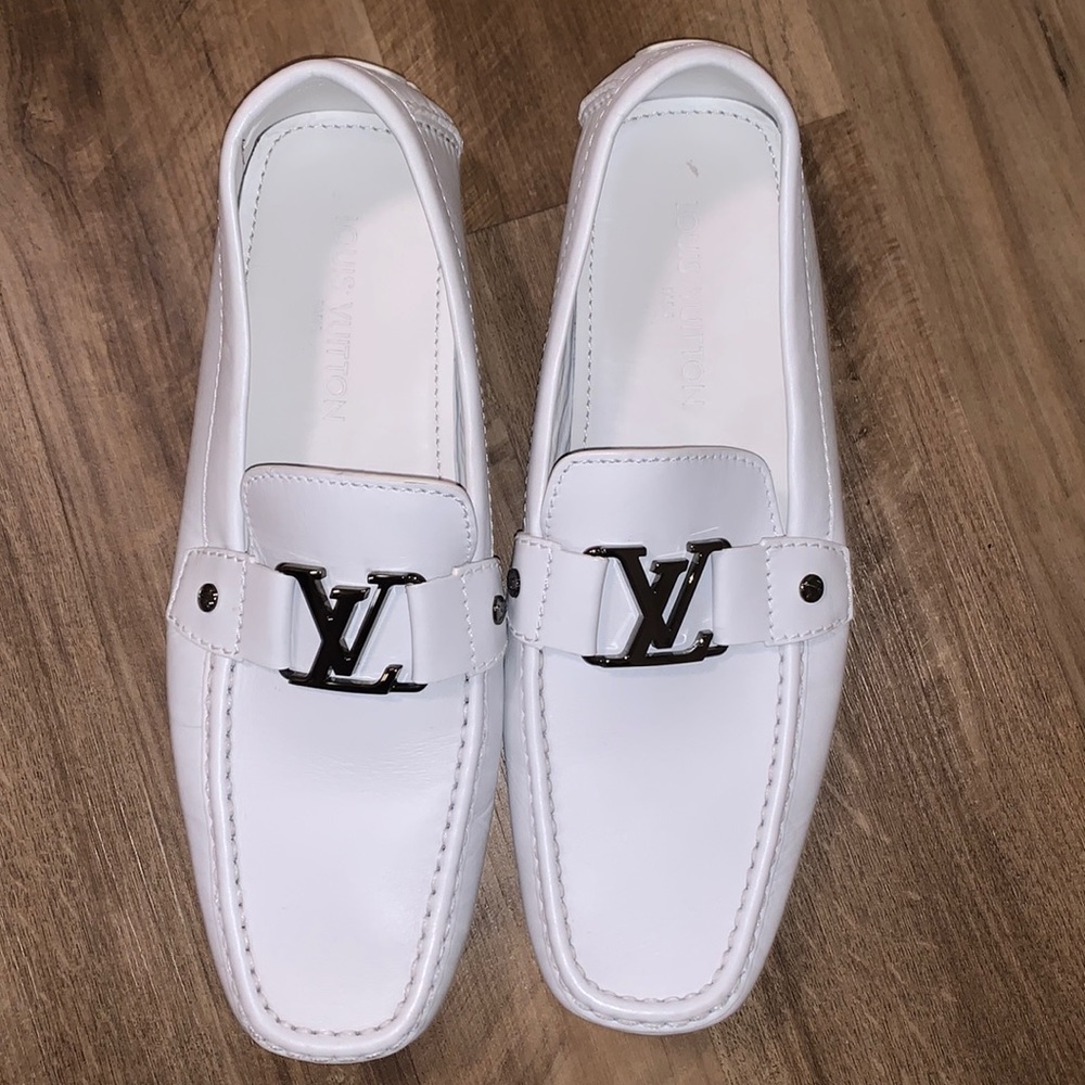 Louis Vuitton Mens loafers selling without the shoe box